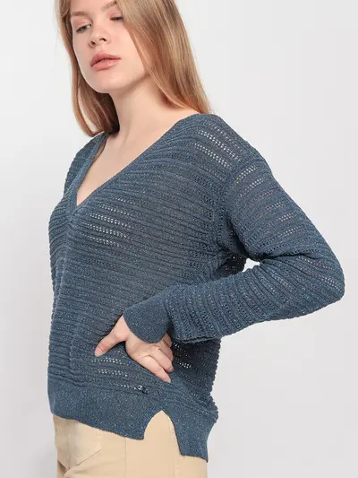 Ажурный пуловер с люрексом